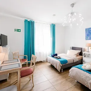 https://gastehaus-am-flughafen-dusseldorf.dusseldorf-hotel.net