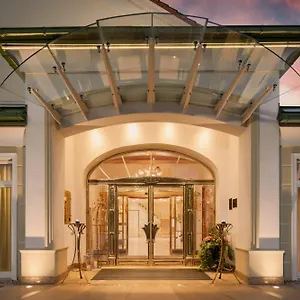**** Hotel Dreifluessehof Duitsland